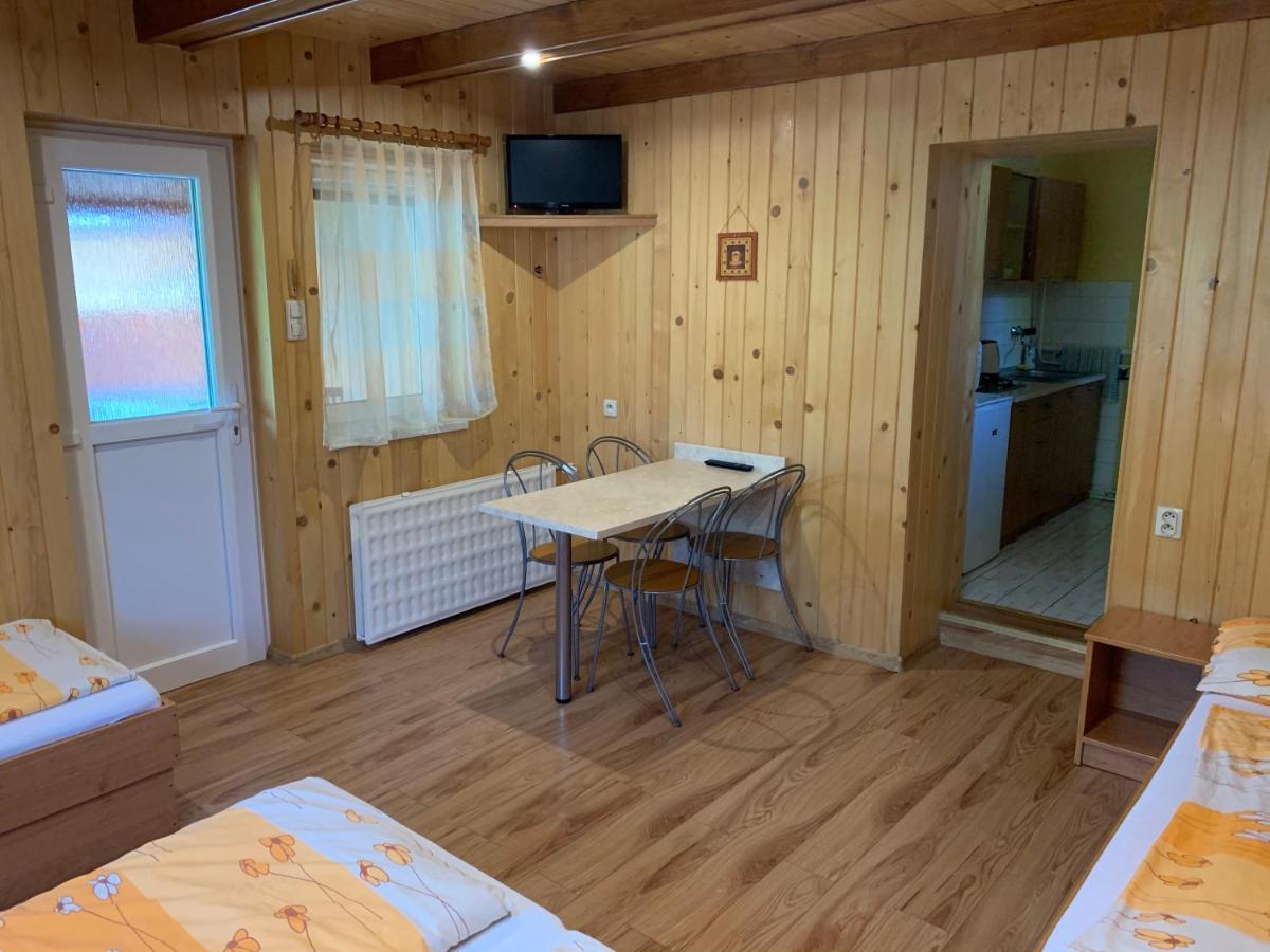 Apartman U Karla Veľký Meder Exterior foto